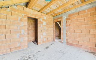 Casă la roșu, teren 600 mp, în Săcălaz - Poză 7