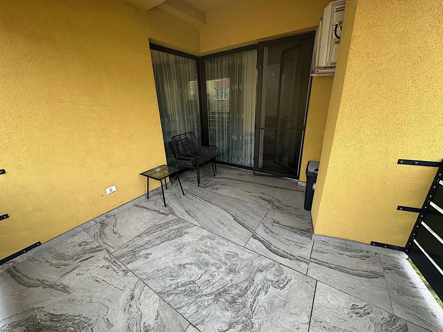 Apartament 2 camere se vinde mobilat - Poză 19