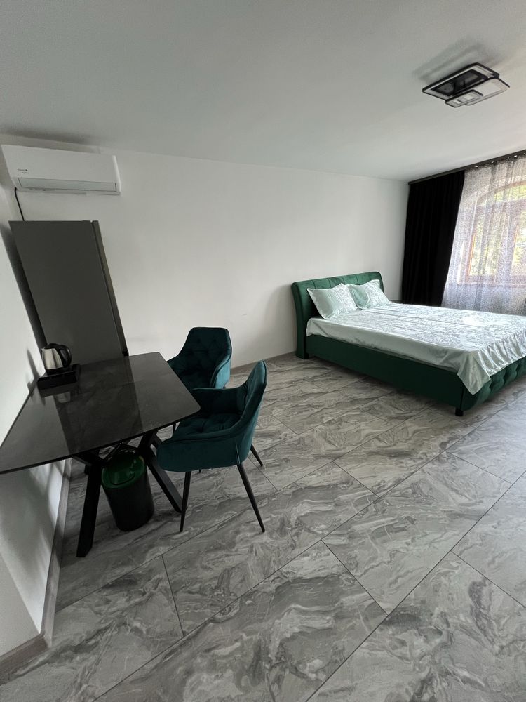 Inchriez apartament  40 mp,Bucuresti utilat ,renovat 15 min Pta Unirii - Poză 1