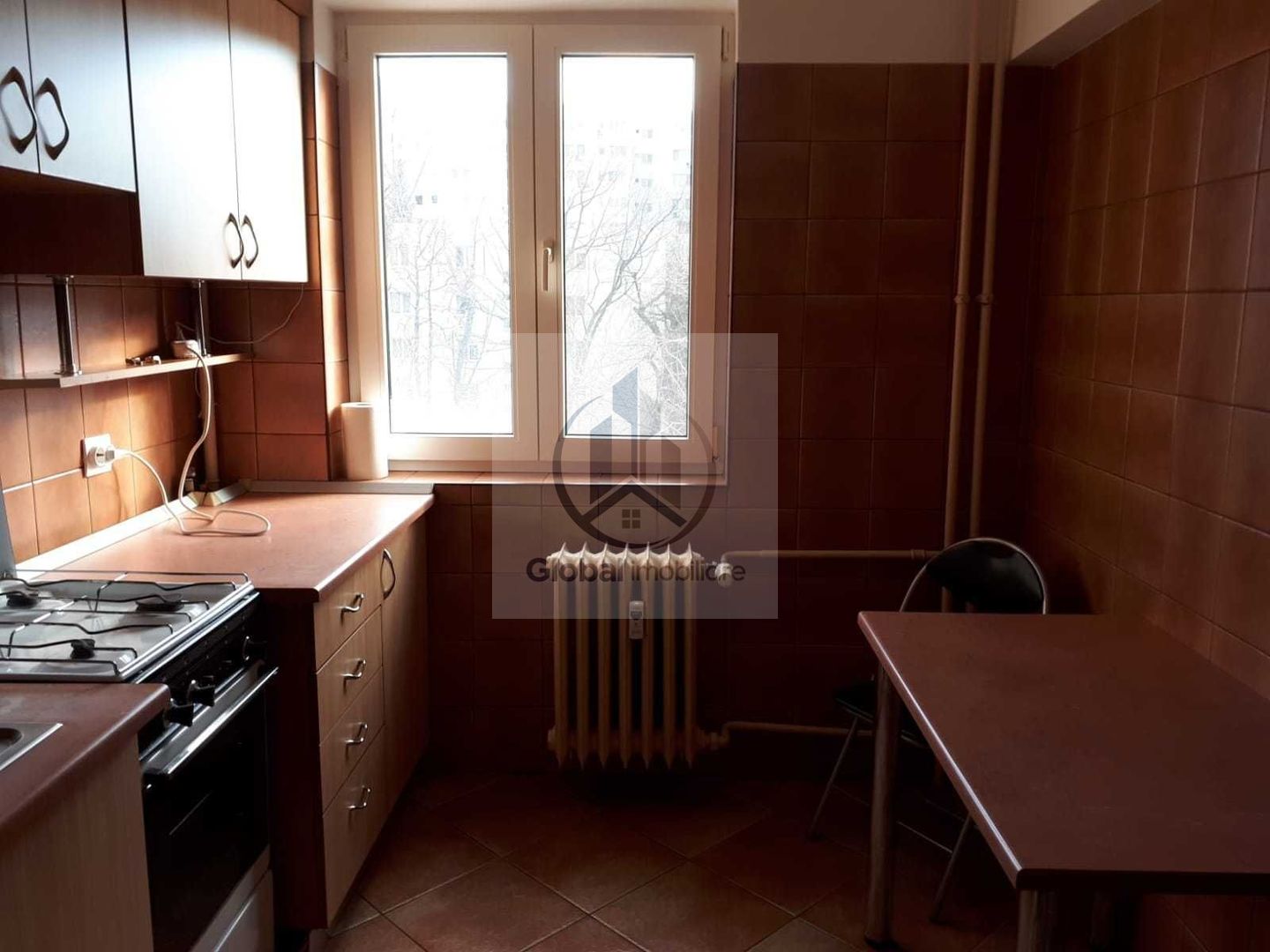 Proprietar inchiriez Ap 2 camere Etaj 3 decomandat Titan - Poză 6