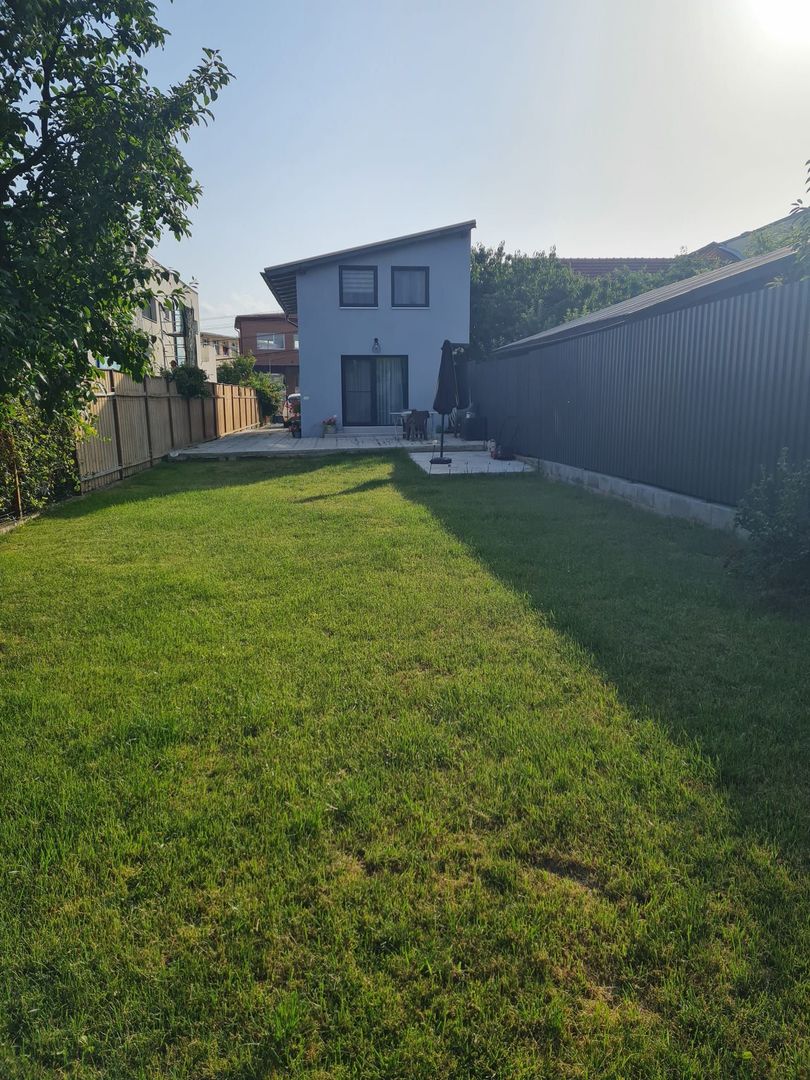 Casa individuala de inchiriat, 3 dormitoare, 120 MP, curte generoasa - Poză 13