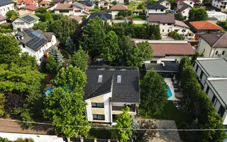 Vila exclusivista cu piscina si curte amenajata- gata de mutare - Poză 16