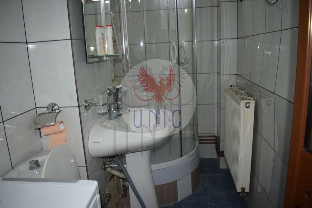 Apartament 4 camere, inchiriere, Craiovita Noua - Poză 9