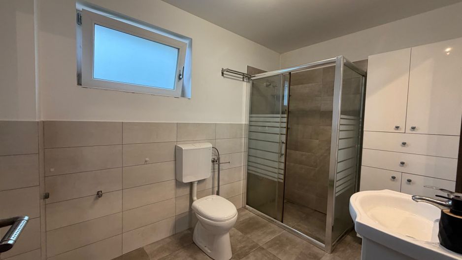 Casă de vânzare în Șura Mare, teren 334 mp - Poză 33