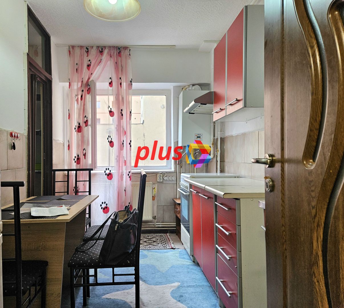 Apartament cu trei camere, zona Racadau 70 mp - Poză 5