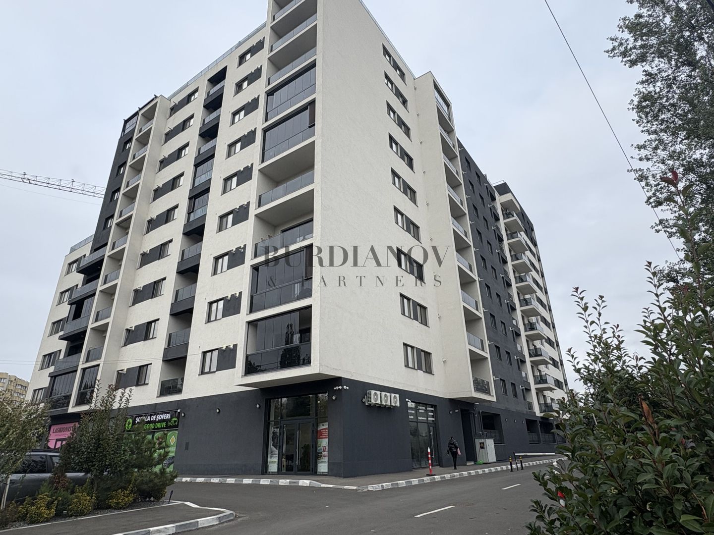 Apartament cu 2 camere de vânzare - Metrou Costin Georgian - Titan - Poză 18