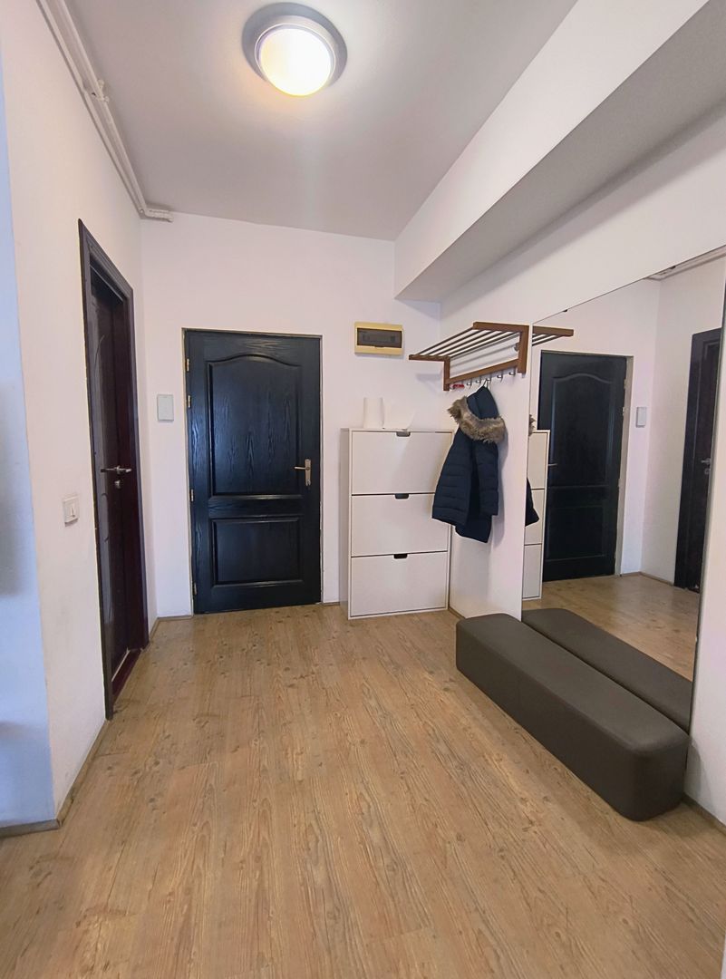 Phoenicia- Piața Alba Iulia- Bd Unirii - Poză 10