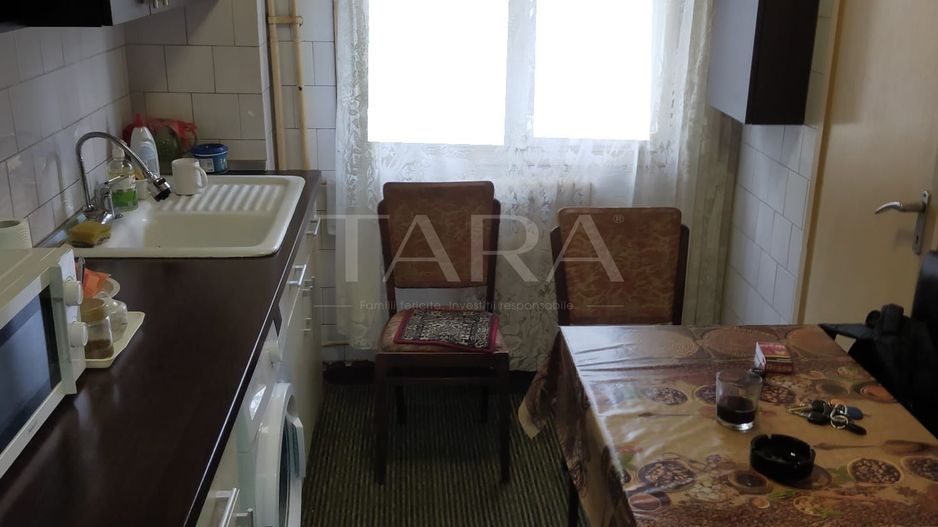 Apartament cu 3 camere decomandate, 2 băi și 2 beciuri, Mănăștur . - Poză 4