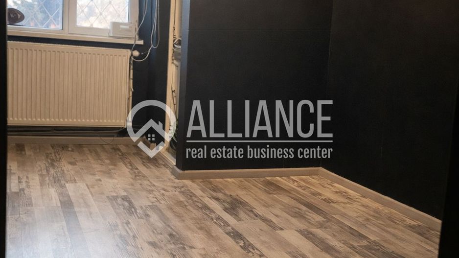 Spatiu comercial  la parter bloc - (COD 10) CAPITOL - Poză 5