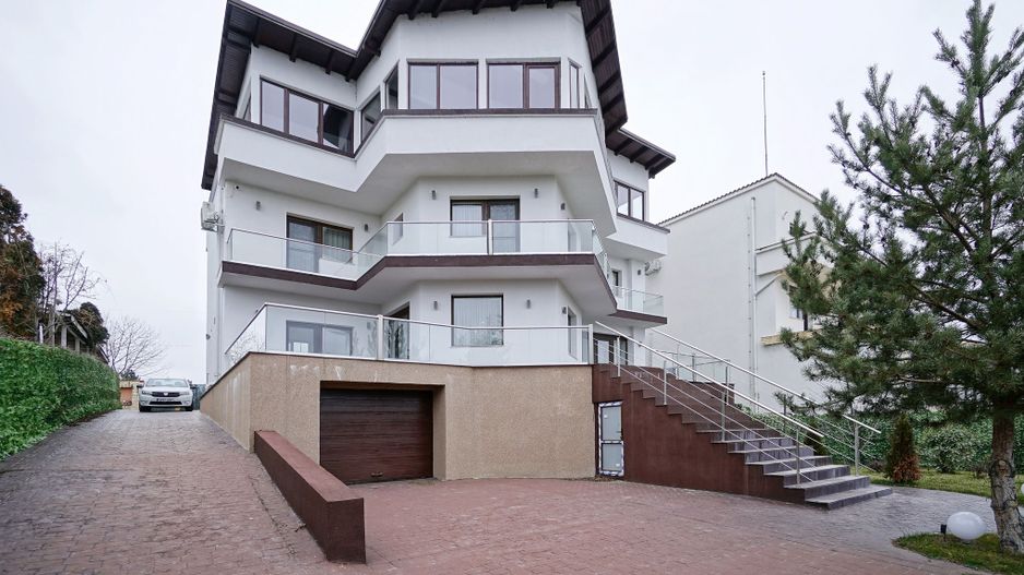 👉 Vilă spectaculoasă pe lac – Ghermănești | 573 mp | Terasă, ponton, - Poză 2