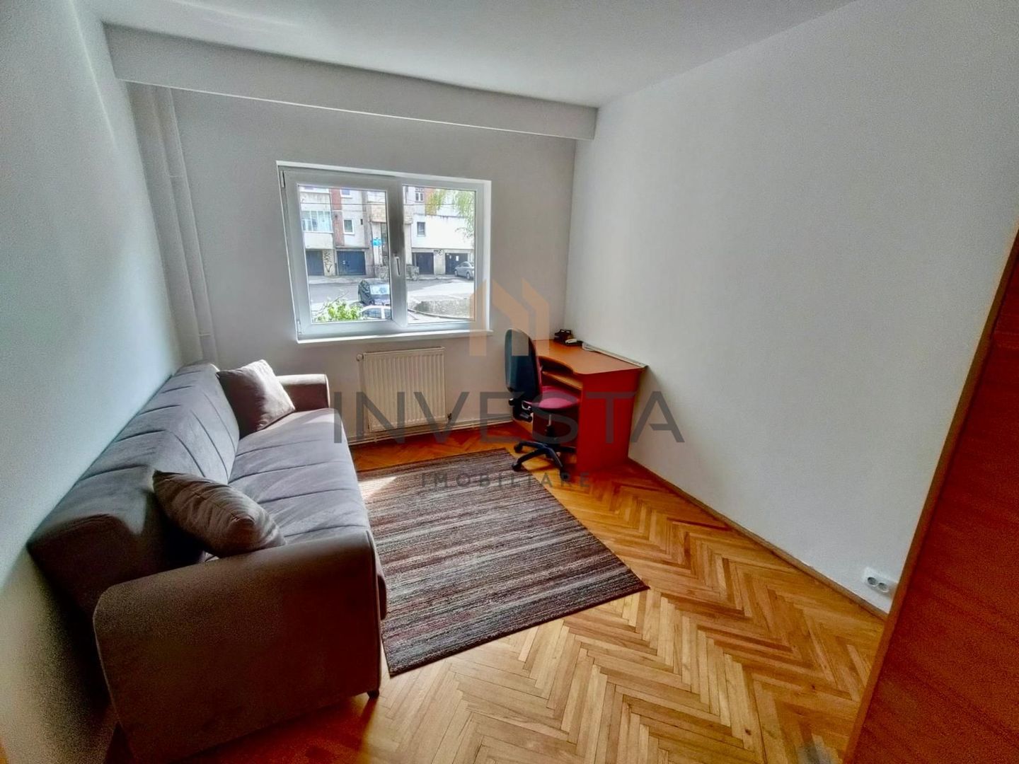 Apartament cu 4 camere decomandate, bd. Titulescu. - Poză 9