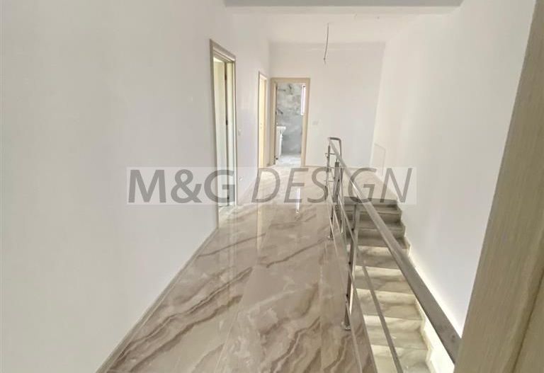 Vand duplex P+E 120mp 3 bai 4 dormitoare Mosnita Noua - Poză 14