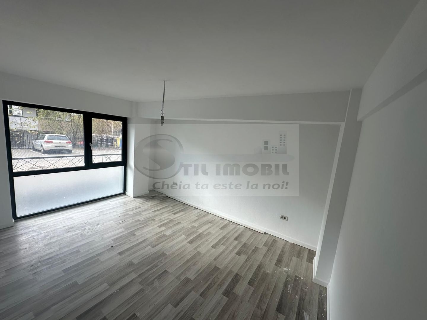 Ap 2 camere, 54 mp, decomandat, grădină, zona Capitol, 80.000 € - Poză 1
