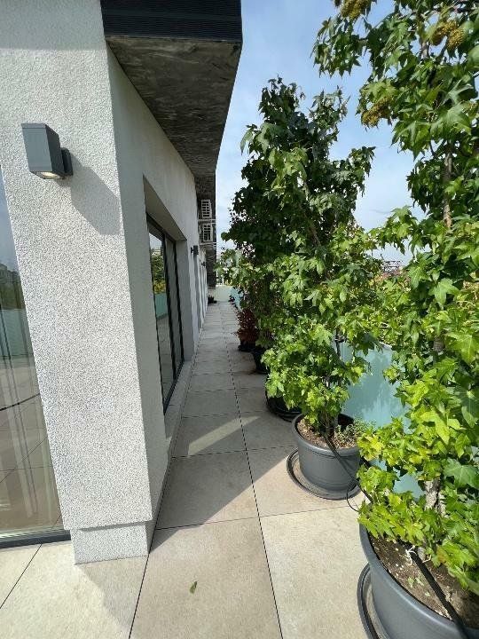 Apartament  cu 3 camere in Aviatiei - Poză 12