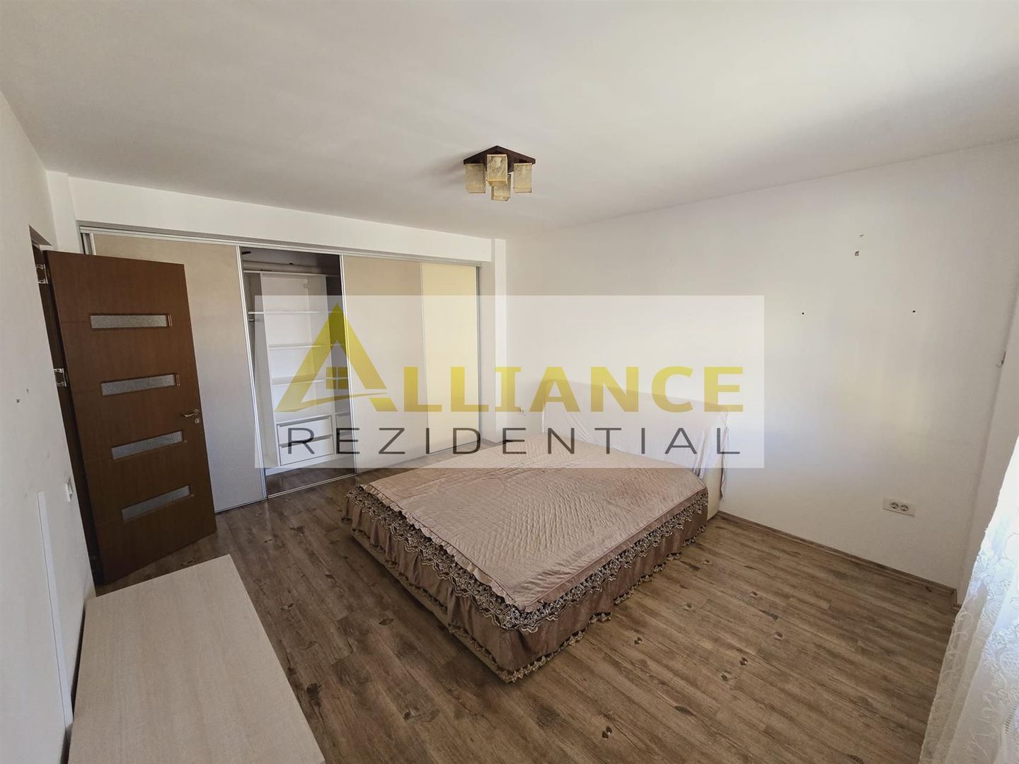 Apartament 2 camere gata de mutare Miraslau - Poză 1