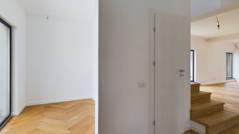 Vilă într-un Complex Rezidențial Nou cu Vedere la Balta Corbeanca - Poză 12