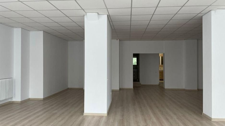 Spatiu comercial Ultracentral Pitesti - Poză 3