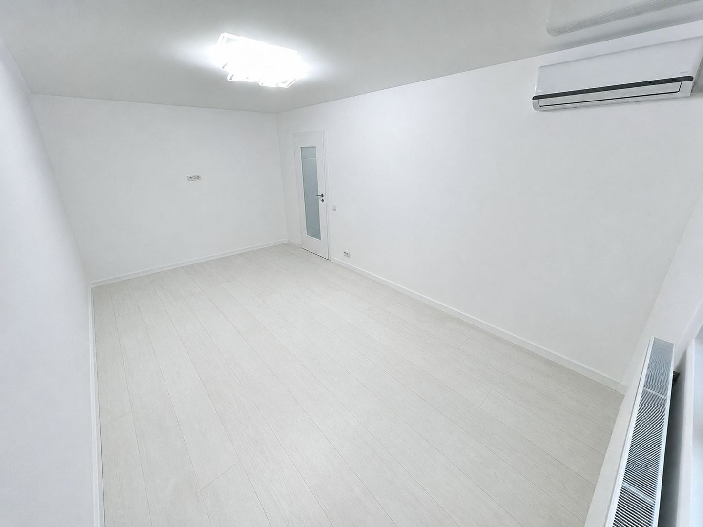 De vanzare Garsonieră LUX Gorjului/Păcii/Centrala Proprie A274 - Poză 5