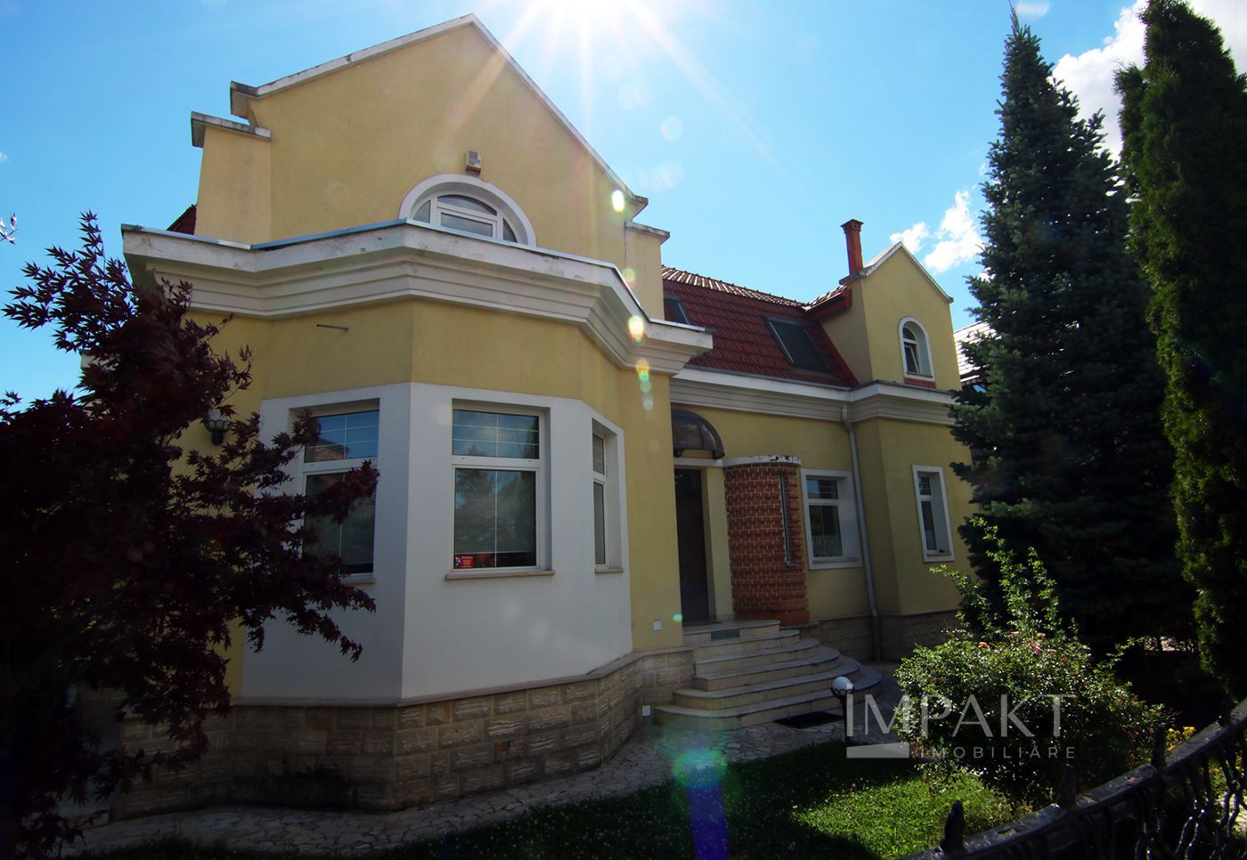 Casa individuala situata la 2 minute de Parcul Engels ! - Poză 33