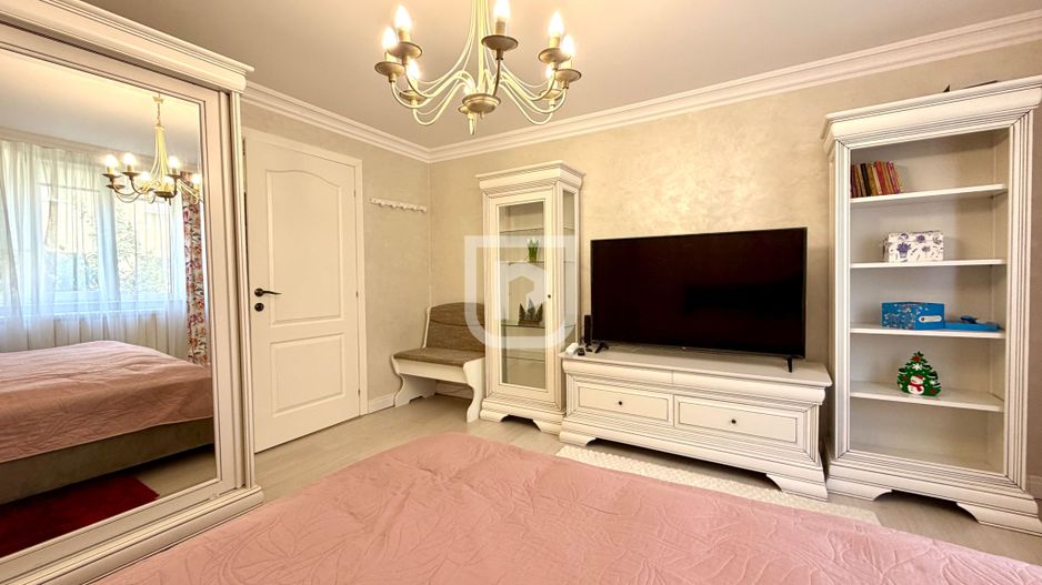 Garsoniera moderna 33mp, LUX ,mobilat si utilat - Poză 3