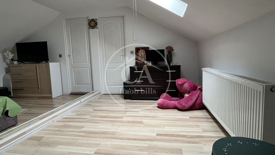 Casă de vânzare tip duplex cu 4 camere în Nojorid, Oradea. - Poză 10