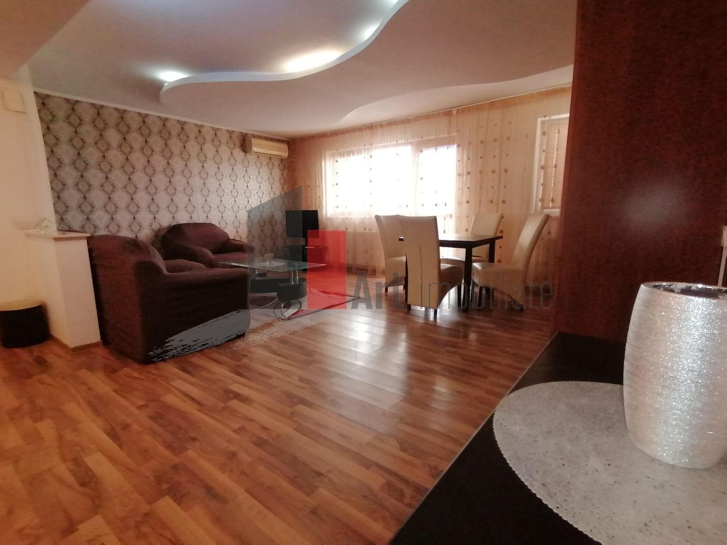 Vitan -RIN GRAND HOTEL-Apartament 2 camere-66mp+Parcare in proprietate - Poză 3