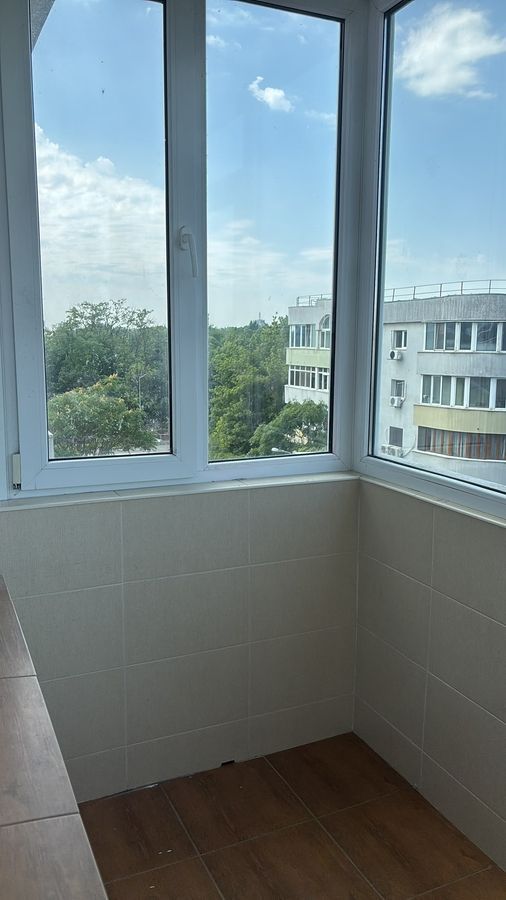 APARTAMENT LUMINOS METROU ZONA AVIATIEI - Poză 8
