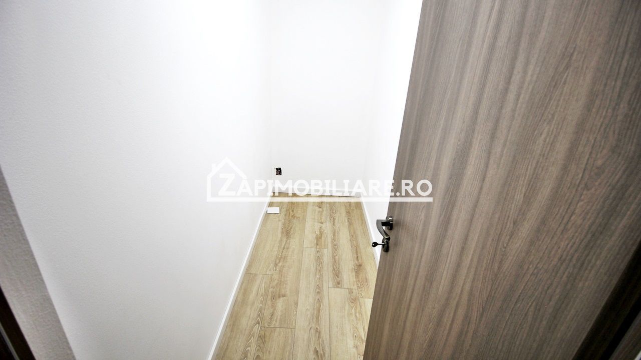 Apartament 3 camere,2 terase,2 băi,95mp,zona Centrală - Poză 9