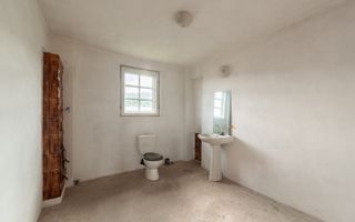 Casa in Domnesti Arges - ideala pentru locuire permanenta sau vacanta - Poză 12