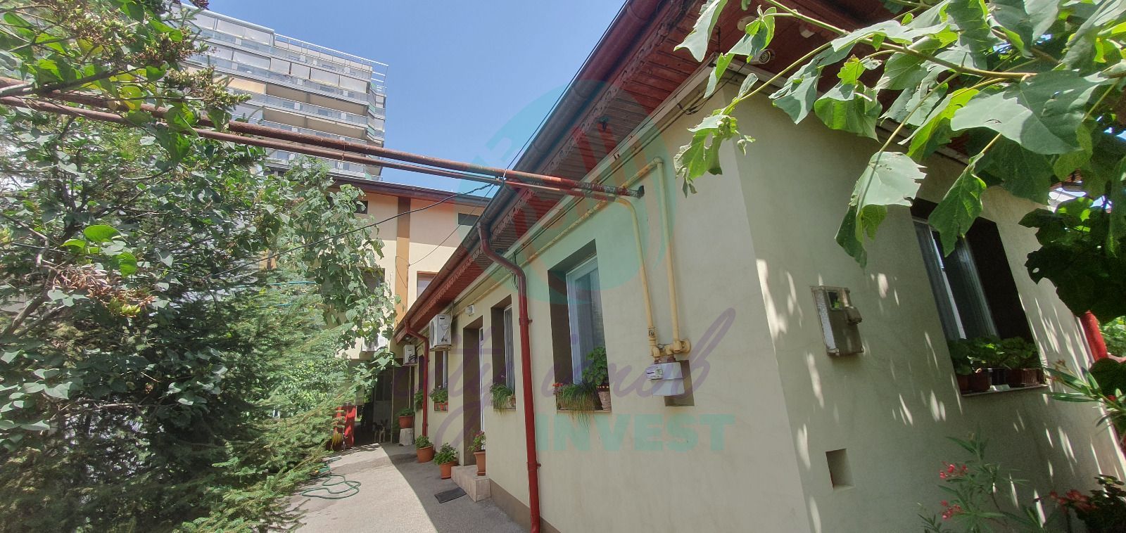 Casa cu teren 329 mp - Poză 14