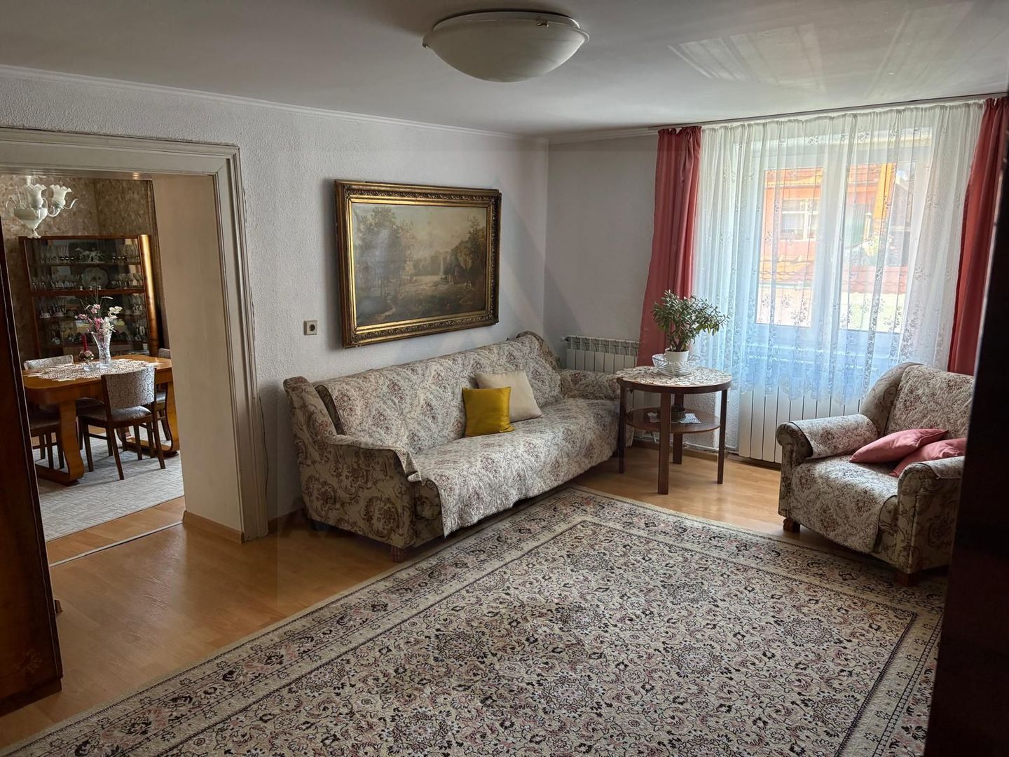 Casa 3 camere etaj si pivnita cu teren 200 mp in zona Centrul Istoric - Poză 2