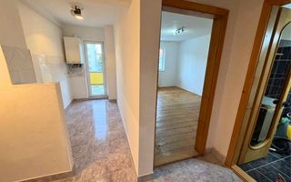 Garsonieră decomandată zona lenin etaj 2 29 mp la 5 minute de centru - Poză 4