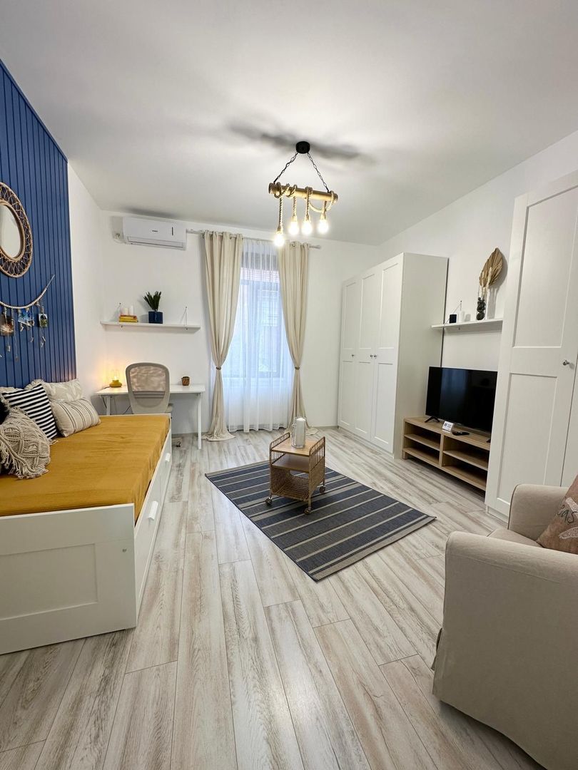 Imobil cu destinatii multiple- 6 apartamente - Poză 27