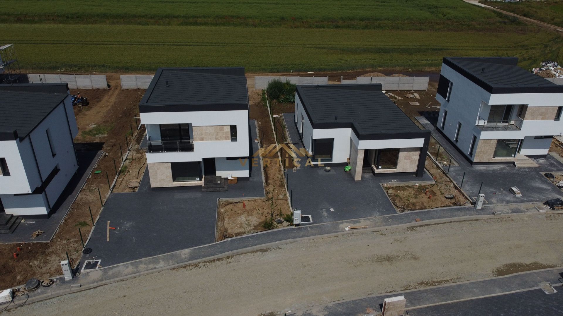 🏡 Casă Premium de Vânzare în Mega Parc Residence – Comuna Vidra - Poză 2