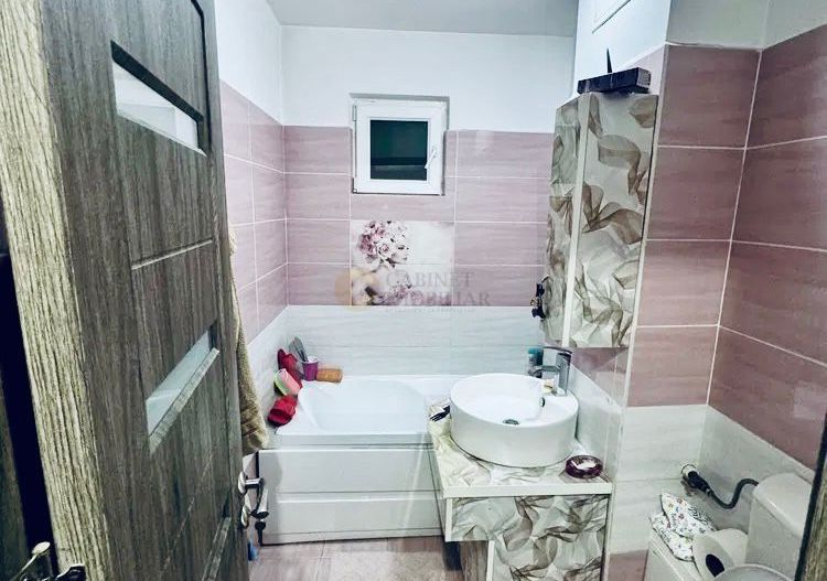 2 Camere - 61 MP | Etaj Intermediar | Fără RS | Parcare | Mc Colentina - Poză 4