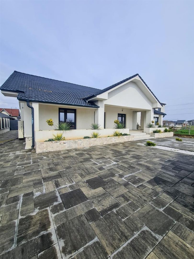 Casa Cihei 6 camere - Poză 1