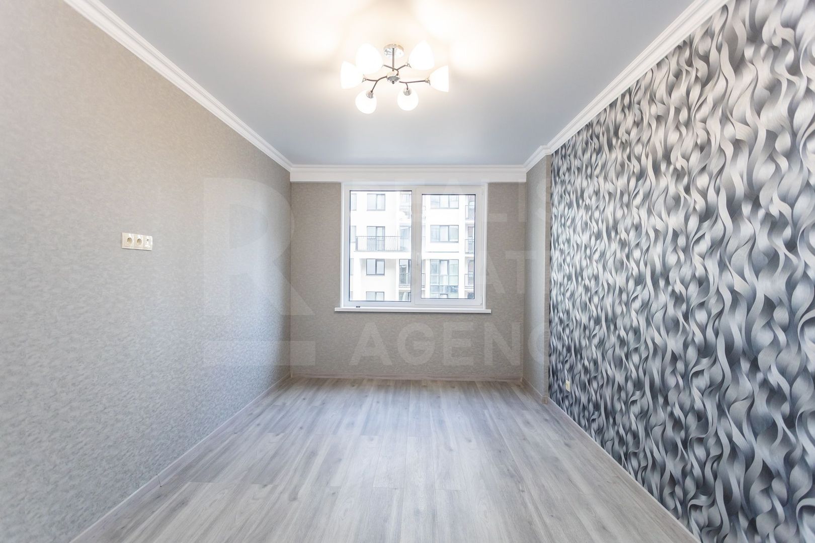 Vânzare, apartament 2 camere, str. Milescu Spataru, Ciocana - Poză 2