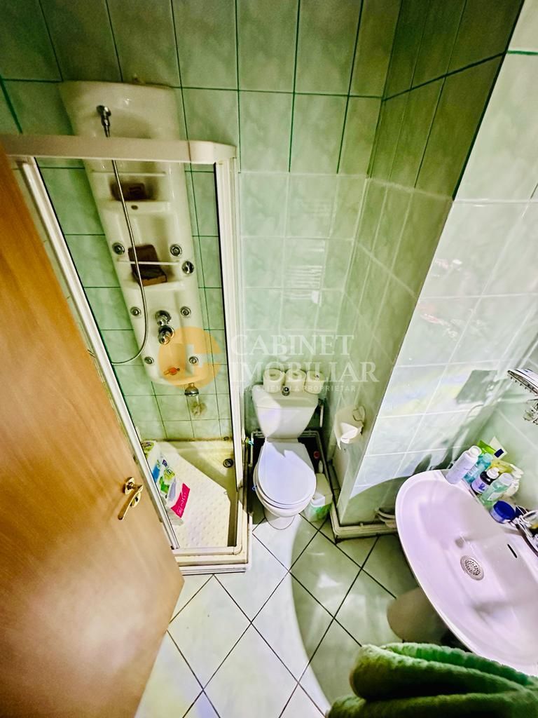 4 Camere Decomandat - Etaj 1 - Bloc din 1989 - Zona CUG - Poză 7