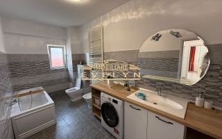 Apartament 3 camere de vânzare – Zona Pod de Piatra (Magazin Piticot) - Poză 8