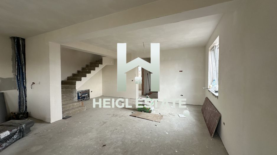 Duplex cu 5 camere Mosnita Noua - Poză 1