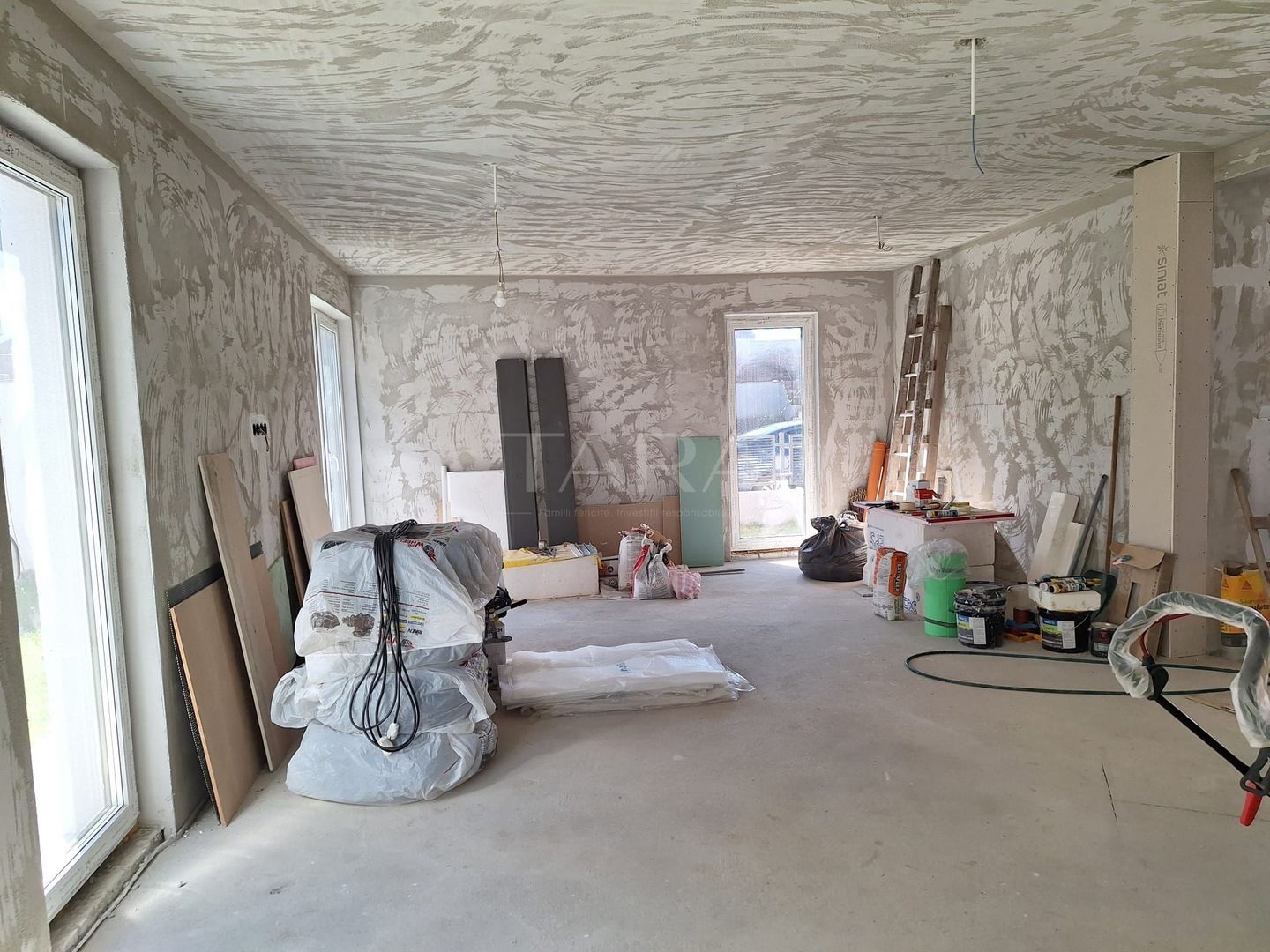 Casa tip duplex de vanzare in cartierul Europa - Poză 2