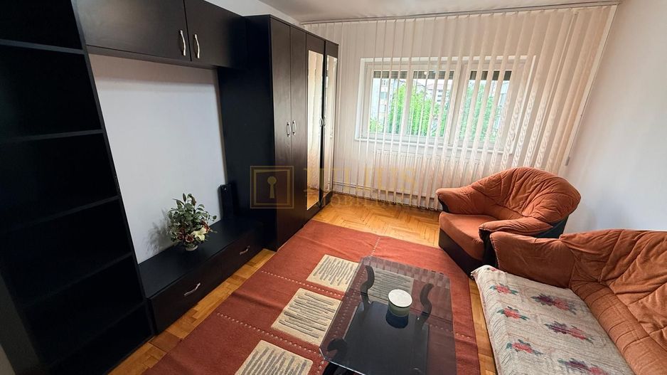 2 camere| Soarelui-langa Uranus Plaza| centrala proprie| zona linistita| - Poză 4