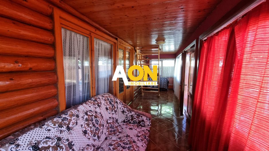 De vanzare casa P+M in stil rustic, 312 mp teren, Barabant - Poză 3