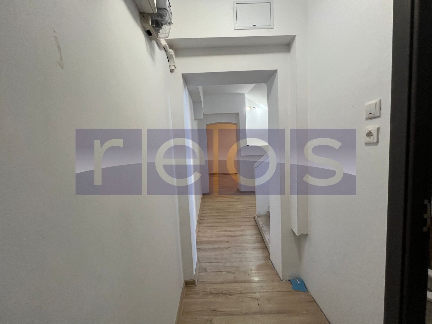 VANZARE STUDIO DUBLU 50MP DEMISOL BANU MANTA VICTORIEI CENTRALA PROPRIE - Poză 4