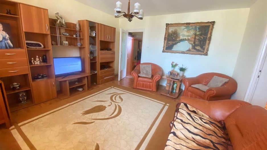 Apartament 3 camere Complex Studentesc - Poză 12