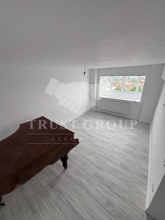 Apartament 3 camere Titulescu | Imobil 1977 - Poză 3