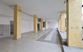 Spatiu comercial zona centrala cu vad - 180 mp - Poză 2