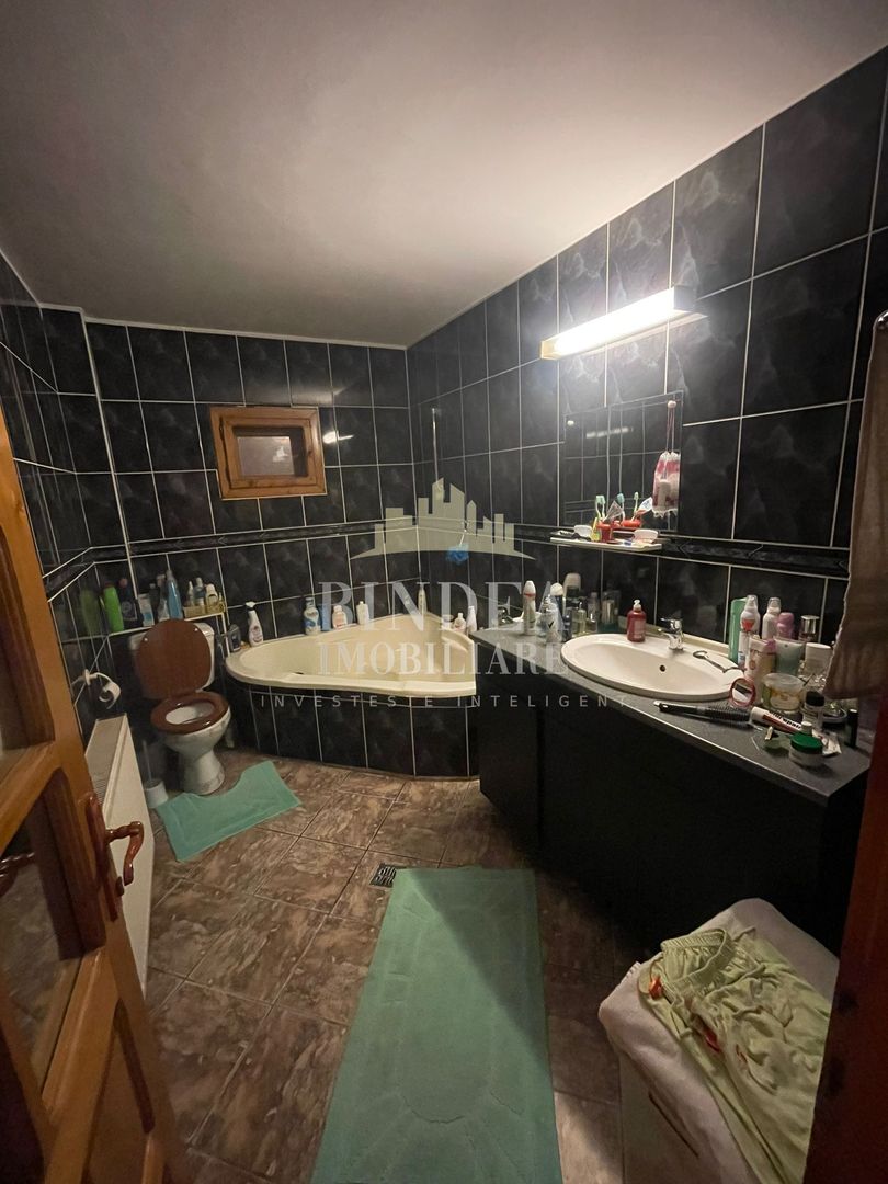 Vila deosebita potential urias- Giarmata - Poză 6