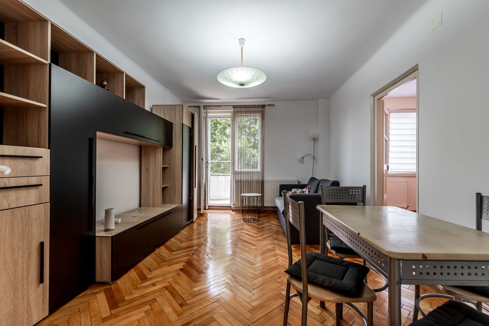 Câștigi o oră pe zi! Apartament cu 2 camere ultracentral, etaj 2 - Poză 7
