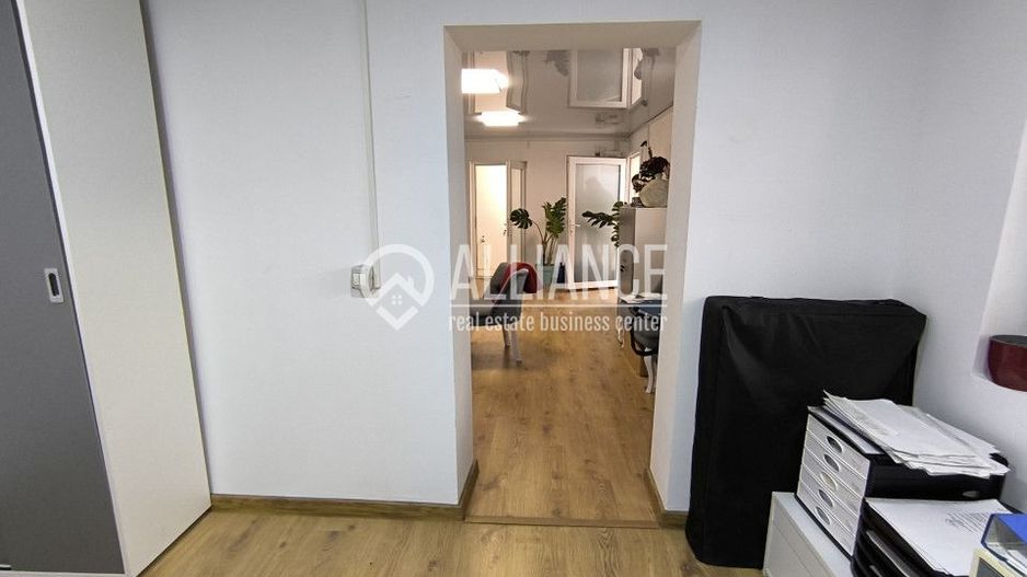 BRATIANU 2 COCOSI(COD03) - Casa si curte cu utilitati incluse ! - Poză 14